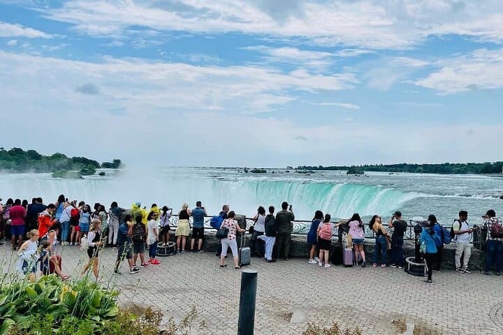 Niagara Falls Day Tour: Hornblower Boat, Wine Tasting & Lunch from Toronto photo 4