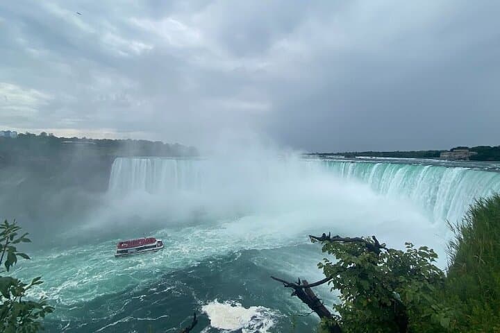 Niagara Falls Day Tour: Hornblower Boat, Wine Tasting & Lunch from Toronto photo 5