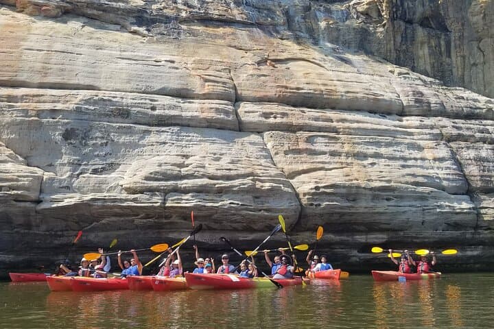 Tandem Kayak Tour at Starved Rock State Park — Guided 2-Hour Paddle photo 5