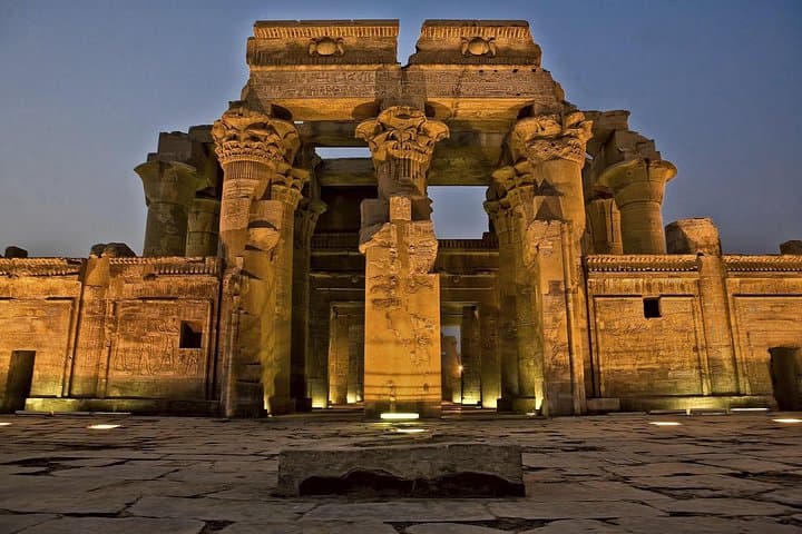 Nile Cruise: 4 Nights Hurghada to Luxor, Aswan & Abu Simbel photo 3