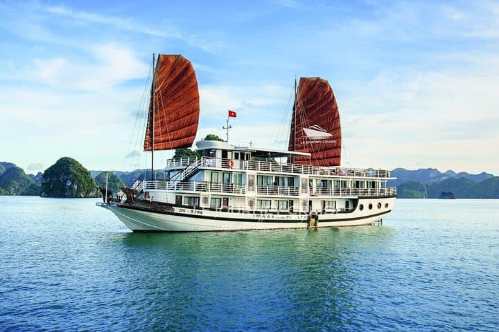 All-Inclusive Halong Bay Overnight Cruise: Le Journey 2D1N & 3D2N Guide photo 4