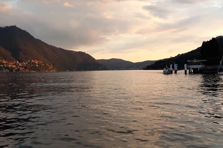 Self-Drive 2-Hour Boat Rental on Lake Como — From Como’s Sant'Agostino Pier photo 2