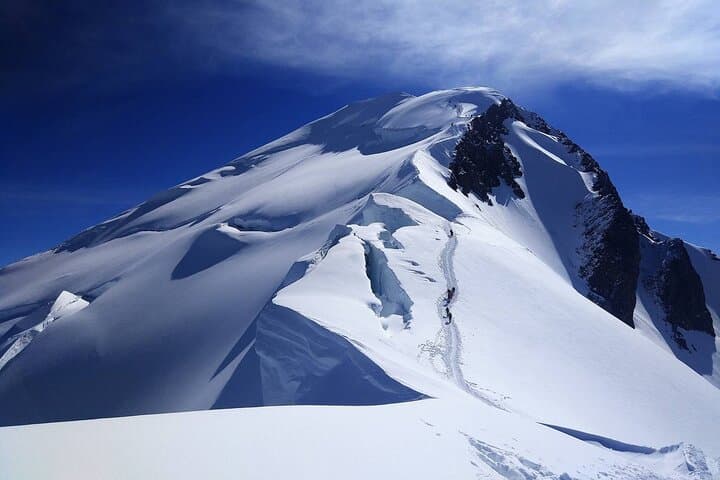 5-Day Mont Blanc Climb (4,810 m) via Goûter Route — Guided Acclimatization photo 2