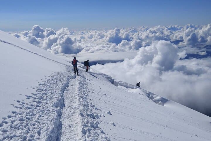 5-Day Mont Blanc Climb (4,810 m) via Goûter Route — Guided Acclimatization photo 4