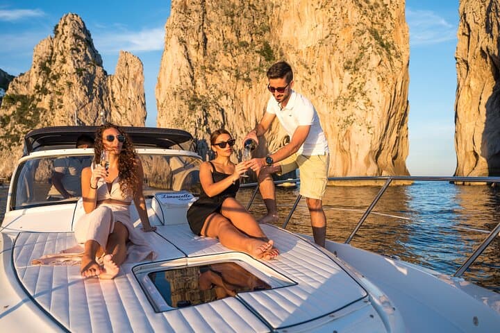 Private Capri Boat Cruise from Sorrento: Limoncello & Blue Grotto Experience photo 5
