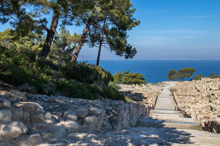 Rhodes West Coast Day Tour — Kamiros, Monolithos & Lindos Village photo 4