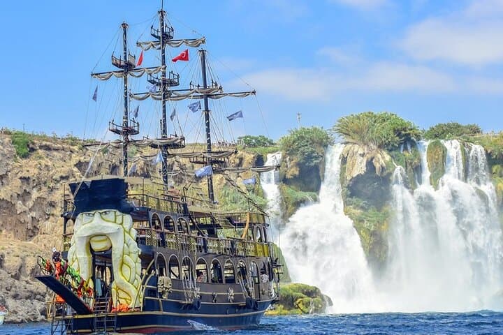 Pirate Boat Trip from Belek: Foam Party, Swim Stops & Lunch in Antalya