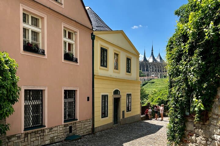 Kutna Hora Day Trip from Prague: St. Barbara’s Cathedral, Sedlec Ossuary & Silver Mine photo 4
