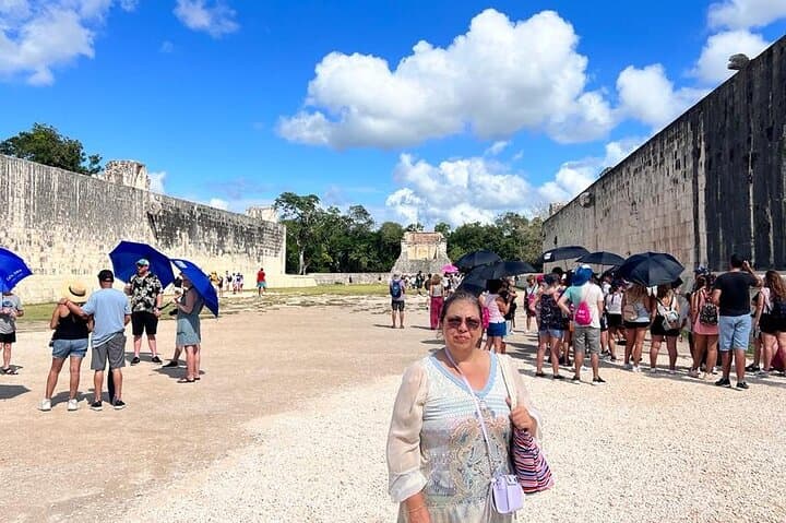 Full-Day Private Tour to Chichén Itzá: Explore the Maya City and Cenote photo 5