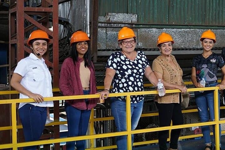 La Fortuna Sugarcane Experience: Wagon Tour of Sustainable Farm & Mill