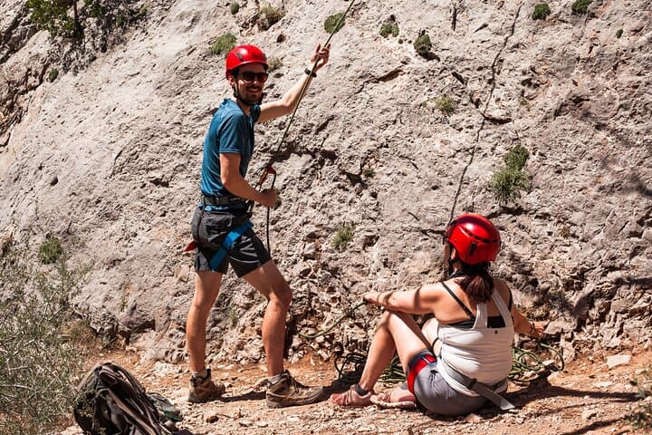 Half-Day Rock Climbing Near Zion: Guided Sandstone Climbs for Beginners & Intermediates