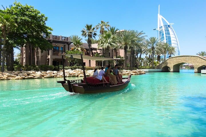 Full-Day Dubai Highlights Tour: Burj Khalifa, Old Dubai & Abra Ride
