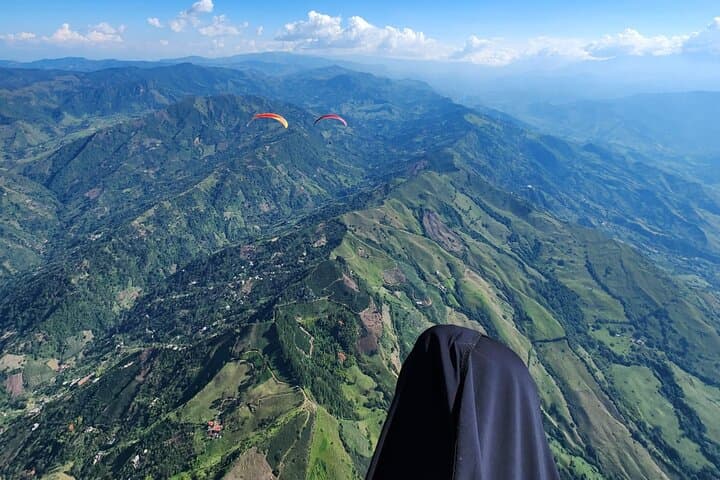 Tandem Paragliding Over Medellín: Valley Flights & Rural Views photo 4