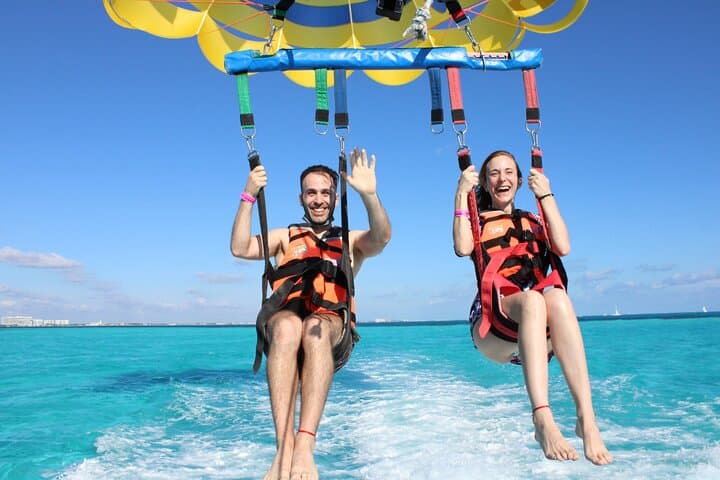 Cancún Parasailing and Snorkeling Combo: El Meco Ruins & Underwater Museum photo 2