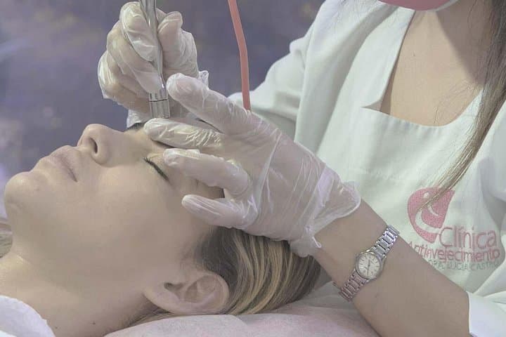 Medellín Hydrotherapy & Caviar Facial: 2.5-Hour Rejuvenation Spa Experience photo 6