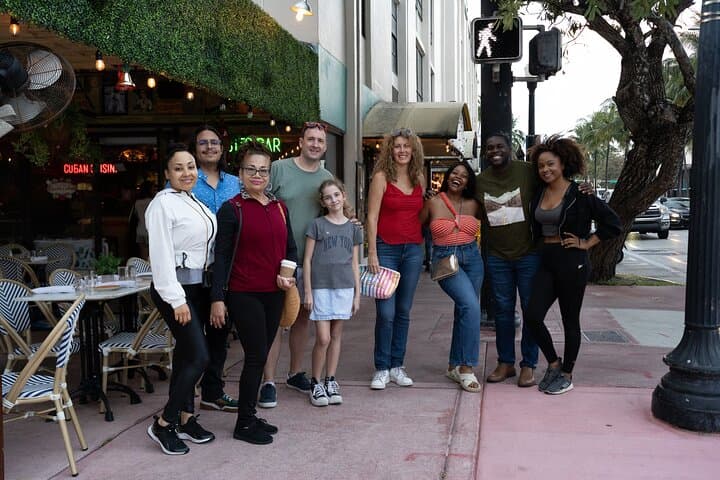 South Beach Movie and Tasting Walking Tour — Ocean Drive Art Deco and Cafecito Stops