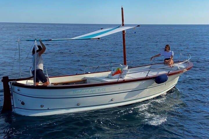 Half-Day Capri Gozzo Cruise: Limoncello, Blue Grotto & Faraglioni photo 5