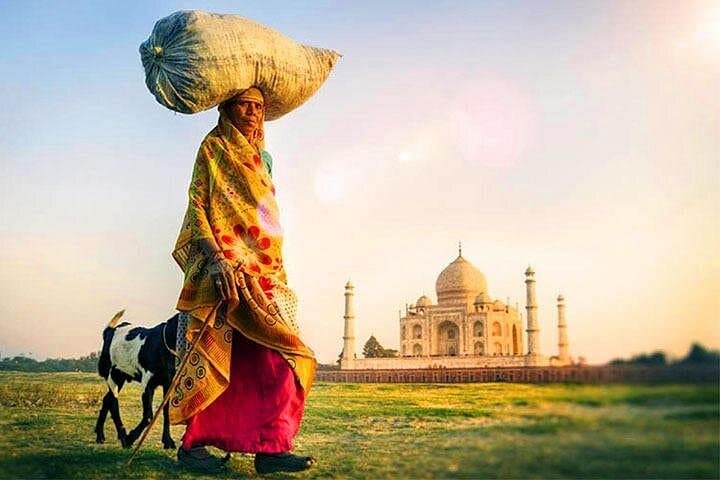 Private Sunrise Taj Mahal & Agra Day Tour from Delhi photo 3