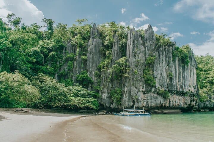 4-Day Puerto Princesa Getaway: Underground River, Honda Bay & Firefly Night Cruise photo 6