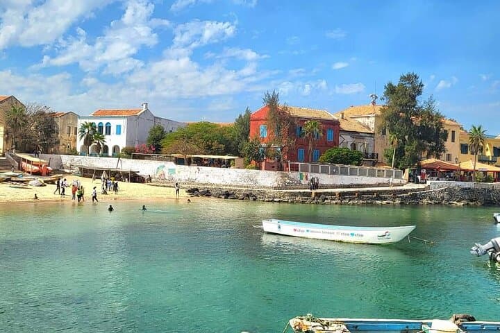 Gorée Island and Dakar City: Full-Day Historical & Cultural Tour photo 5