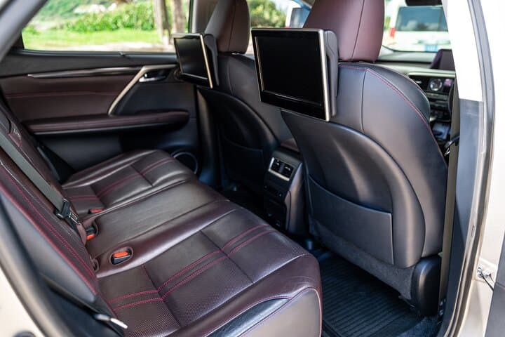 UVF Private Luxury Transport St Lucia — Round-Trip Luxury Transfer with Champagne & WiFi photo 2