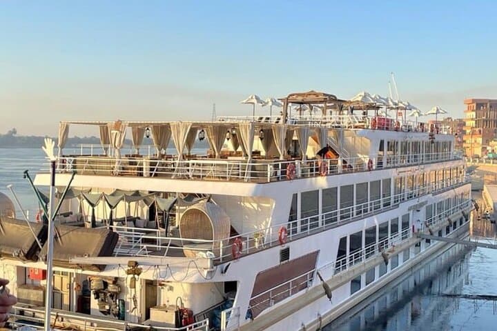 Luxor to Aswan 4-Day 5-Star Nile Cruise with Abu Simbel Excursion photo 5