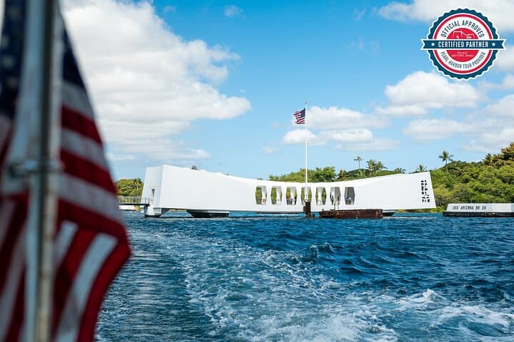 Salute to Pearl Harbor & USS Arizona Memorial: Waikiki Day Tour photo 1