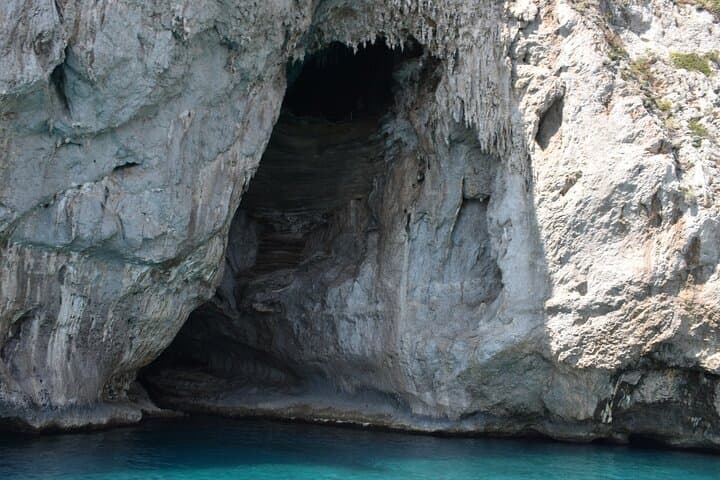 Private Capri Boat & Land Tour from Naples — Capri Gozzo Day Trip photo 3