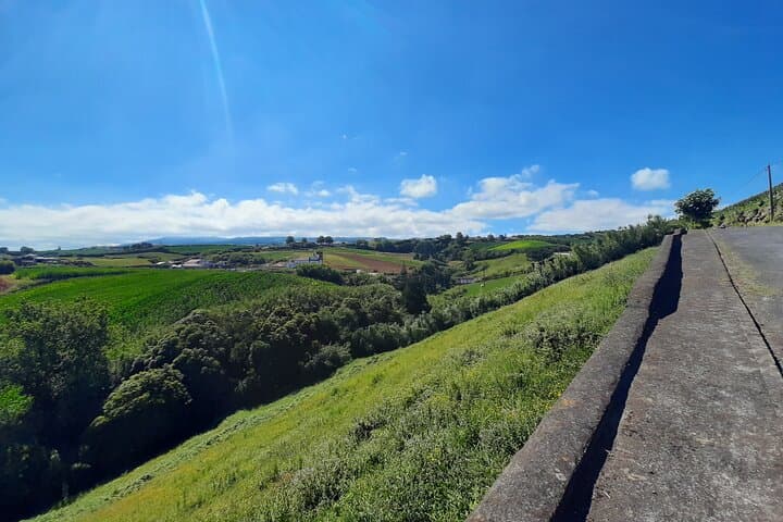 Moinho do Félix Waterfalls Hike and Europe’s Tea Plantation — São Miguel Half-Day photo 3