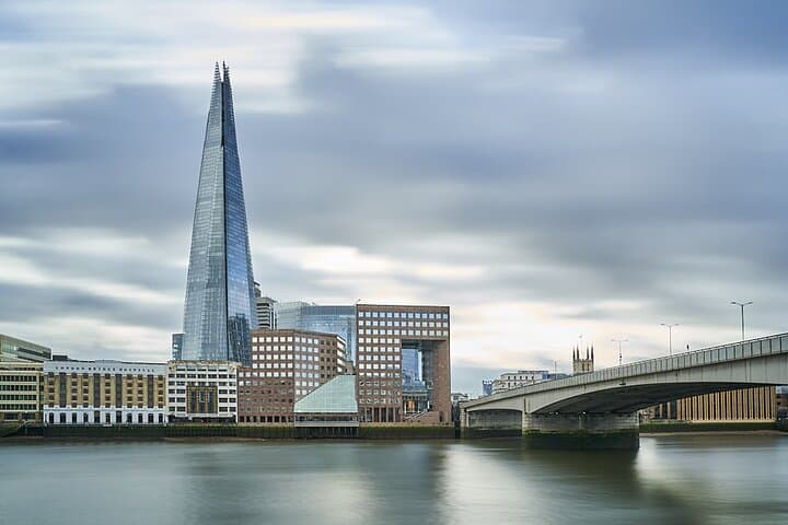 London Creative Photography Walking Tour — Trafalgar Square to Tower Bridge