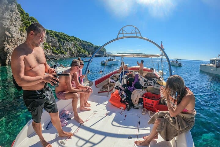 Blue Cave, Green Caves & Šunj Beach Speedboat Tour from Dubrovnik photo 3