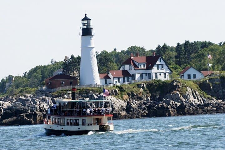 Casco Bay Lighthouse Cruise: Portland Harbor Light & Seal Watching photo 6