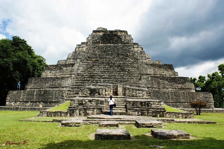 Private Tour to Chacchoben Mayan Temples & Mahahual Beach