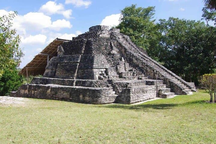 Private Tour to Chacchoben Mayan Temples & Mahahual Beach photo 5