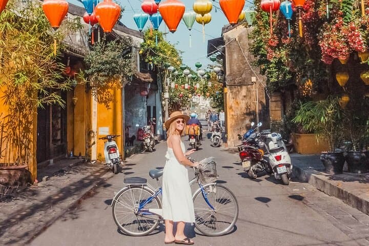 Hoi An Private Cooking Class, Lantern Workshop & Bicycle Tour — Full-Day Cultural Ride photo 2