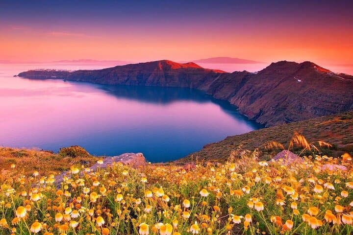 Santorini Iconic Highlights: Private Half-Day Tour with Panoramic Views photo 3