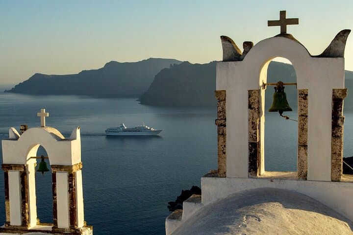 Santorini Iconic Highlights: Private Half-Day Tour with Panoramic Views photo 2