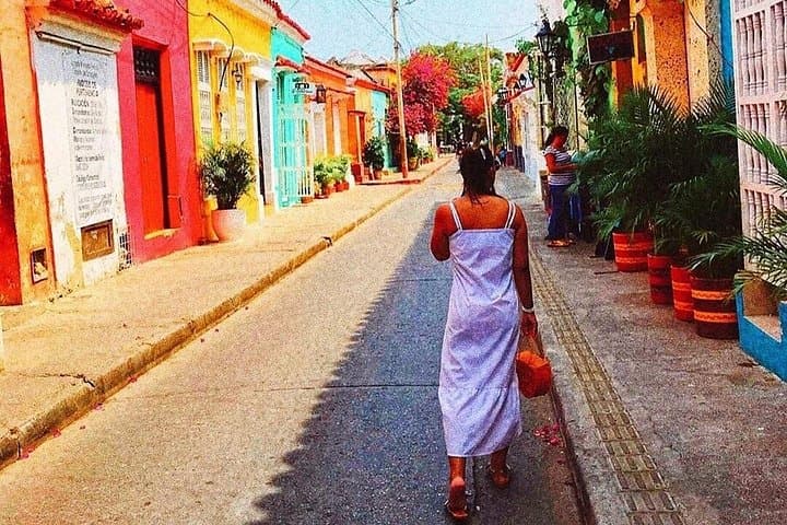 Walking Tour of Cartagena's Old City: Walled City Highlights & History