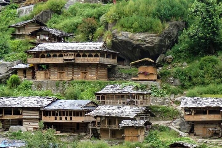 Bali Pass Trek: 9-Day Himalayan Crossing from Taluka to Janki Chatti photo 2