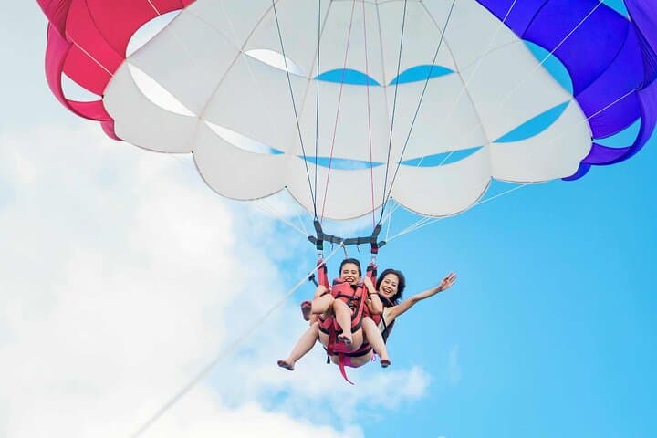 Parasailing in Langkawi: 500-Foot Flights Above the Archipelago