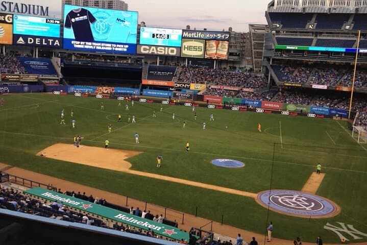 New York Soccer Experience: Manhattan Walking Tour of Stadiums, Shops & Murals photo 6
