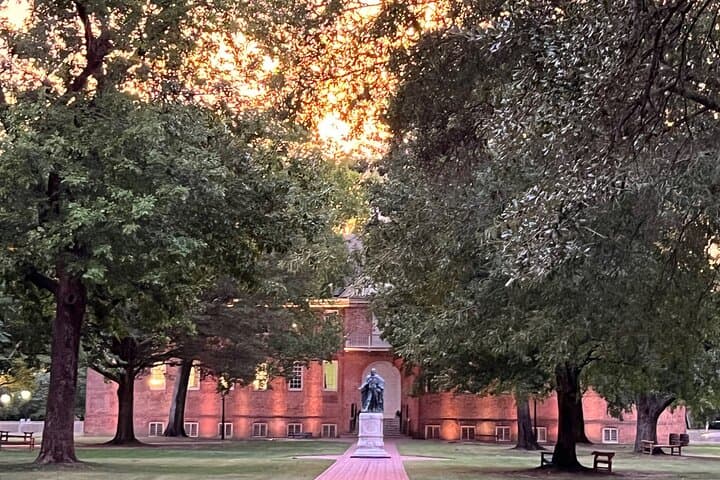 Private Tour — William & Mary: Sir Christopher Wren Building and Campus Experience