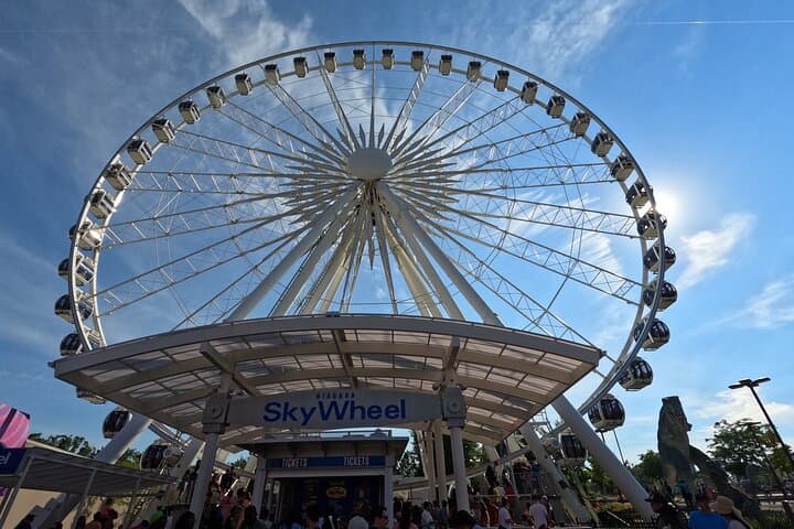 Full-Day Niagara Falls Adventure: Voyage to the Falls Boat Tour & Sightseeing photo 4