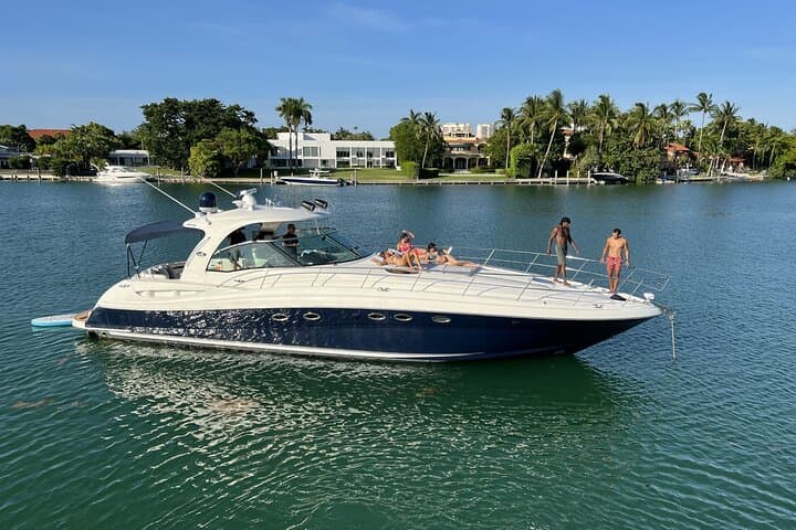 South Beach Miami Bachelorette Yacht Day: Private 4–5 Hour Charter photo 4