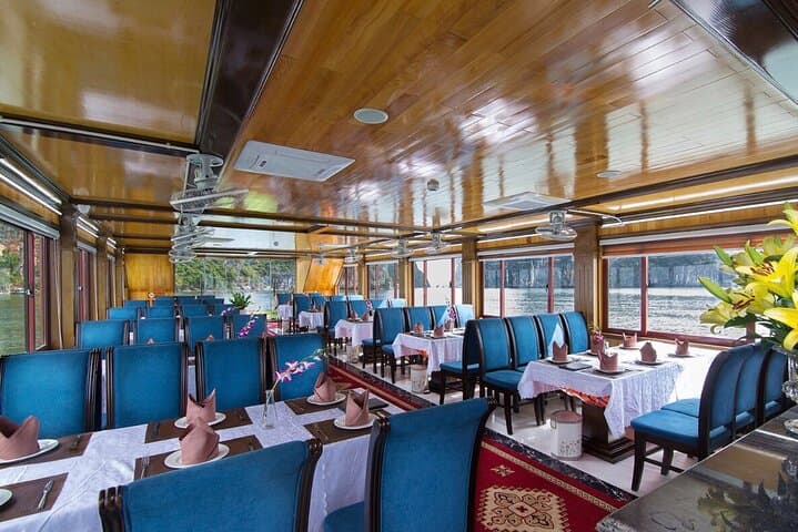 Halong Bay Deluxe Day Cruise with Private Expressway Transfer from Hanoi photo 5