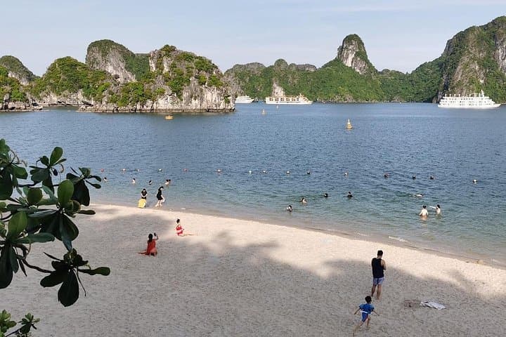 Halong Bay Full-Day from Hanoi: Sung Sot Cave, Titop Island & Kayaking photo 3