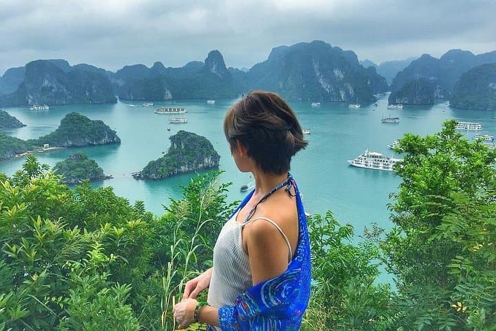 Halong Bay Full-Day from Hanoi: Sung Sot Cave, Titop Island & Kayaking photo 4