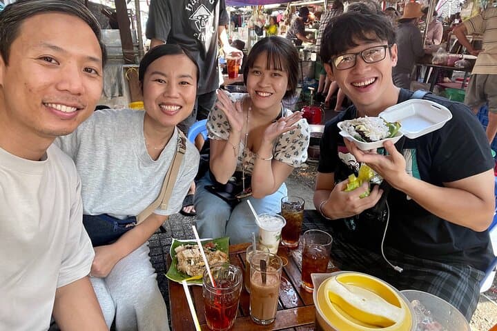Ho Chi Minh Half-Day Local Breakfast Tour: Alleyway Eats & Coffee