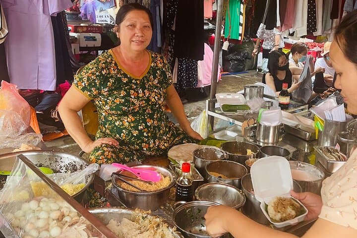 Ho Chi Minh Half-Day Local Breakfast Tour: Alleyway Eats & Coffee photo 6