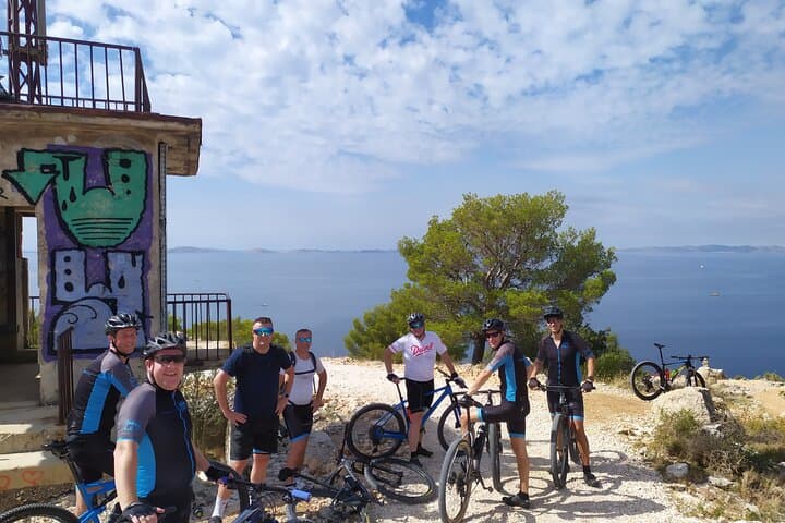 Bike Murter Island: Scenic Bays, Betina & Jezera Coastal Cycling Tour